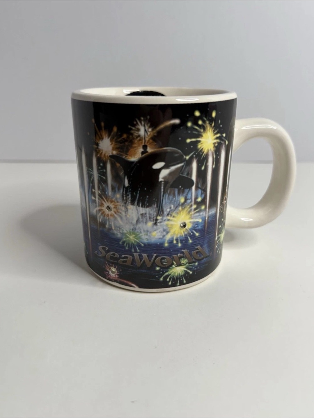 SeaWorld Shamu Orca Light Up Coffee Mug Fireworks Shamu Shop Vintage Souvenir